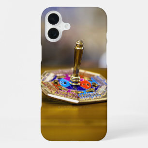 GladdeJoe Hanukkah-dreidelcadeau achthoekige basis iPhone 16 Plus Hoesje