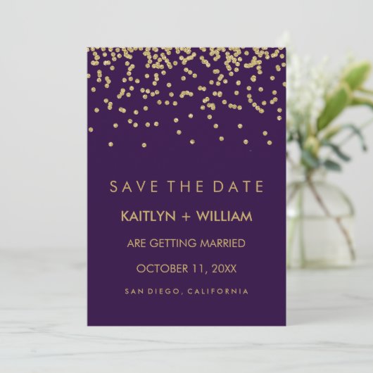 Glam Gouden Confetti en Diep Paarse Save the Date (Staand voorkant)