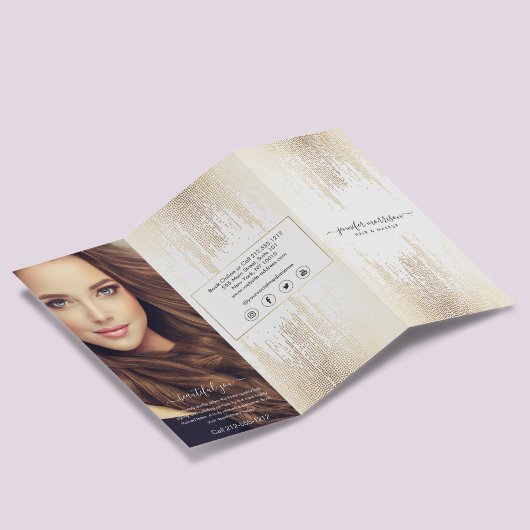 Glamour script gouden confetti regen drievoudige b flyer