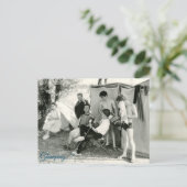 Glamping... ? Carte postale (Debout devant)