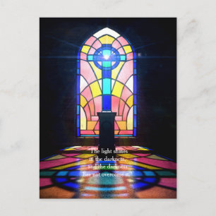 Glas in lood raam licht door een kerk briefkaart