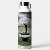 Glazen golfbal met golfspeler binnen, waterfles (Voorkant)