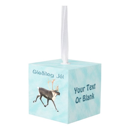 Gleðileg Jól - Cariou (rendier) op sneeuw Kubus Ornament (Achter hoekig)
