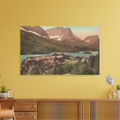 Gletsjer, MT - Uitzicht van Chalets en St. Marys Canvas Afdruk (Insitu (Woonkamer))