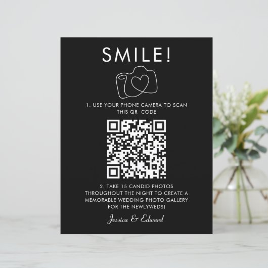 Glimlach Gedenkwaardige Foto's QR Code Zwart Chic  (Staand voorkant)