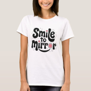 Glimlach naar spiegel T-shirt Roze accenten