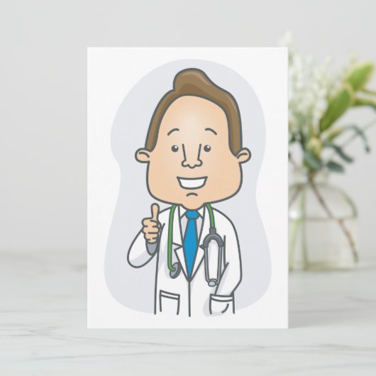 Glimlachende dokter geeft duimen omhoog met stetho kaart (Staand voorkant)