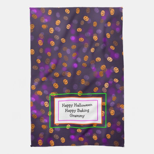 Glimlachende Jack van Lantern Pumpkins Bokeh Patro Theedoek (Verticaal)