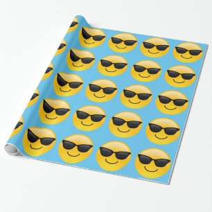 Glimlend gezicht met zonnebrillen Cool Emoji Cadeaupapier