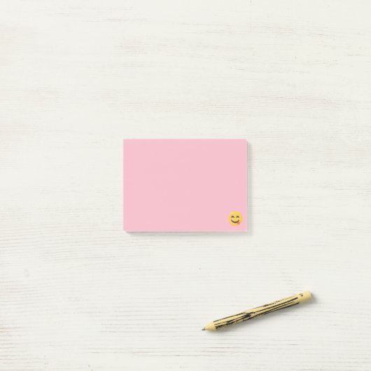 Glimlende kant met Tongue Emoji Post-it® Notes (Op bureau)