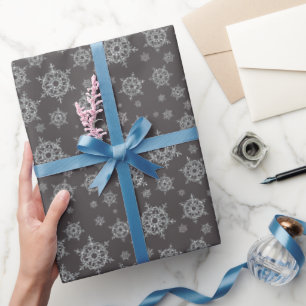 Glimmering Snowflakes Cadeaupapier