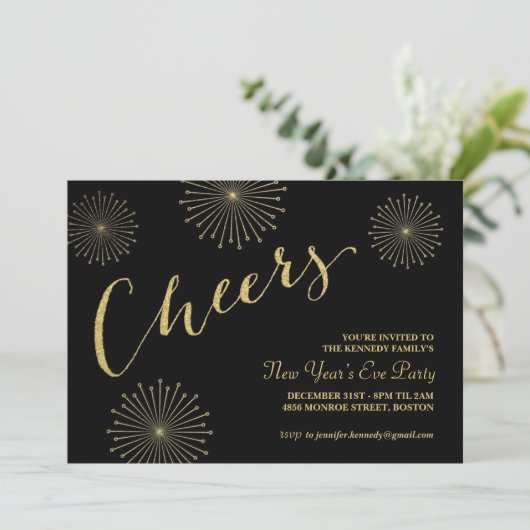 Glitter Cheers New Years Party Uitnodiging (Staand voorkant)
