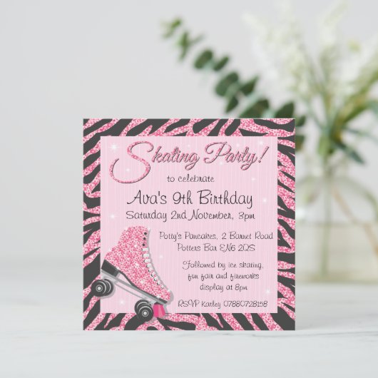 Glitterende Roller Skate Feest Uitnodigingen met P (Staand voorkant)