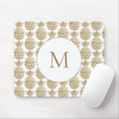 Glitterige Gouden Ananas Patroon Witte Monogram Muismat (Met muis)