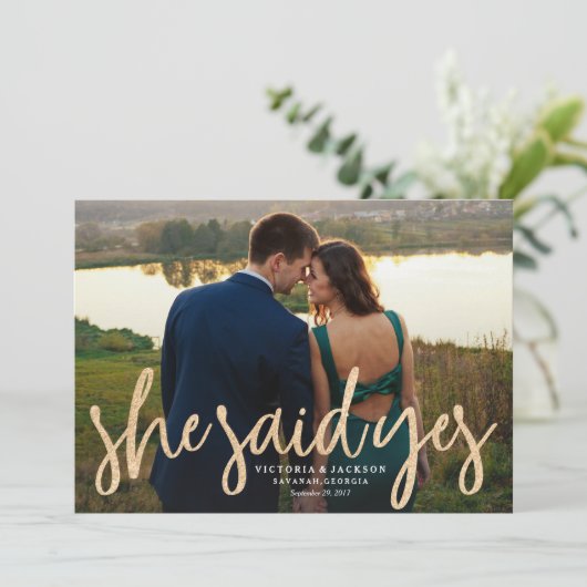 Glittering Gold Enregistrer la date Faire-part pho (Debout devant)