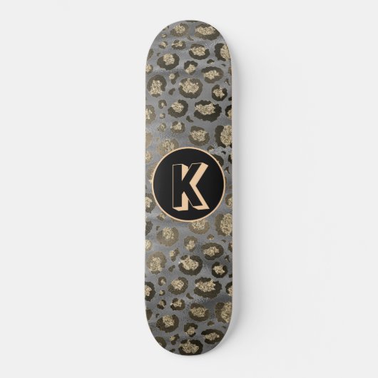 Glittery Leopard Print op Glossy Grijs Monogram Skateboard (Voorkant)