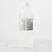 Glittery Silver Foil Black en White Monogram Waterfles Etiket (Achterkant)