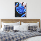 Glitzernde Blaue Rose mit Passenden Nägeln Canvas Afdruk (Insitu (Slaapkamer))