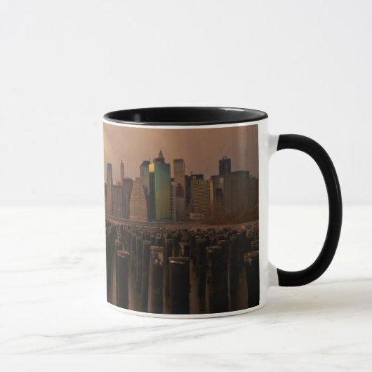 Gloed van zonsondergang tijdens de stormachie over mok (Rechts)