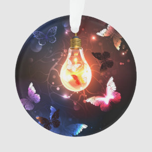 Gloeiende gloeilamp met nachtvlinders ornament