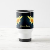 Glorious Daisy Flower Personalized Reisbeker (Center)