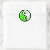 Glossy Green Yin Yang in Balans Ronde Sticker (Tas)