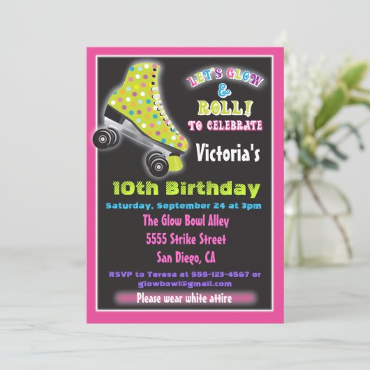 Glow in the dark roller Patinage invitations (Debout devant)