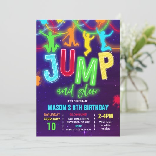 Glow Jump Uitnodiging Neon Jump Verjaardagsfeest (Staand voorkant)