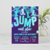 Glow Jump Uitnodiging Neon Jump Verjaardagsfeest (Staand voorkant)
