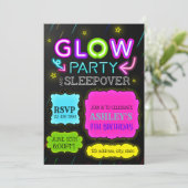 Glow-sleepover-uitnodiging Kaart (Staand voorkant)