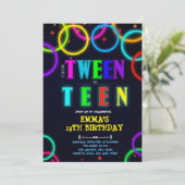 Glow tween naar tiener verjaardag uitnodigingskaar kaart (Staand voorkant)