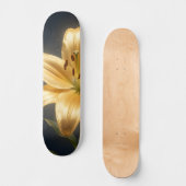 Glowing golden lily flower skateboard (Voorkant)