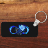 Glowing infinity with blue rose sleutelhanger (Voorkant)