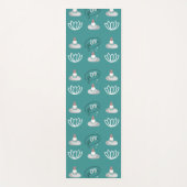 Gnome Buns & Puns "gnOMe" White Lotus Pattern Blau Yogamat (Voorkant)