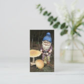 Gnome dans le carte de visite de jardin (Debout devant)
