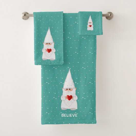 Gnome de Noël avec coeur Turquoise (En situation)