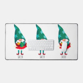 Gnome de Noël mignonne avec ornements de Noël (Clavier et souris)