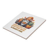 Gnome thuis gezellig - pompoen ontwerp tegeltje (Zijkant)