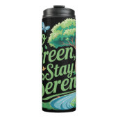 Go Green Stay Serene T-shirt Thermosbeker (Voorkant)