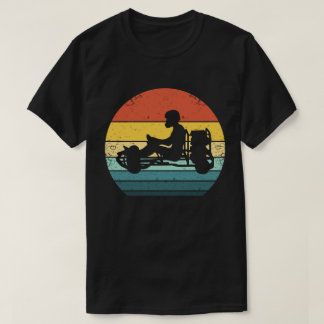  Go Karting Driver in een retro zonsondergang T-shirt