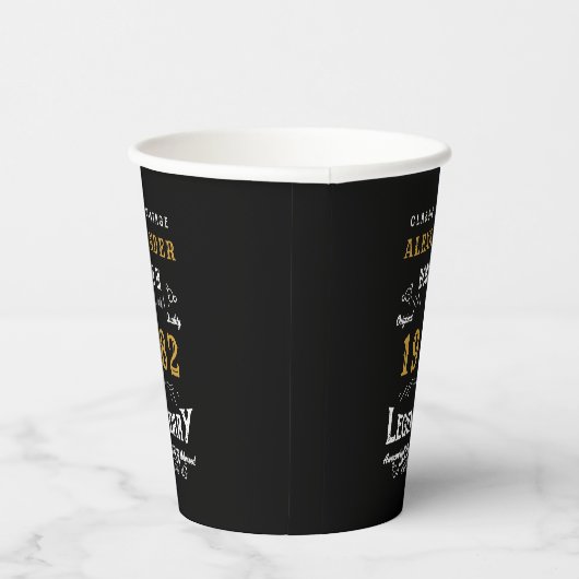 Gobelets En Papier 40th Birthday 1982 Black Gold Ajouter Nom Retro (Droite)