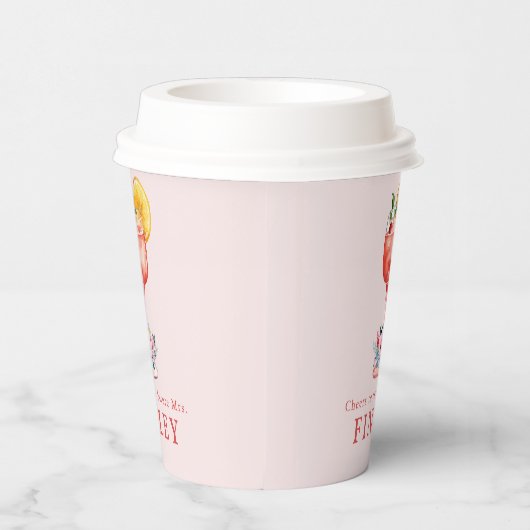 Gobelets En Papier À la future Mme Rose Clair (Droite)