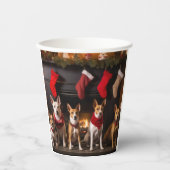 Gobelets En Papier Basenji au coin du feu Noël (Recto)