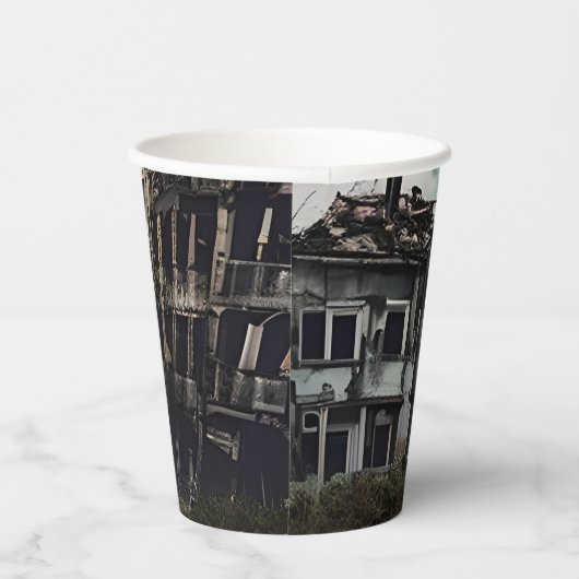 Gobelets En Papier Bâtiments abandonnés | Destruction post-apocalypse (Droite)
