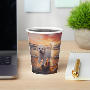 Gobelets En Papier Bichon Frise Sandy Paws sur la plage au coucher du