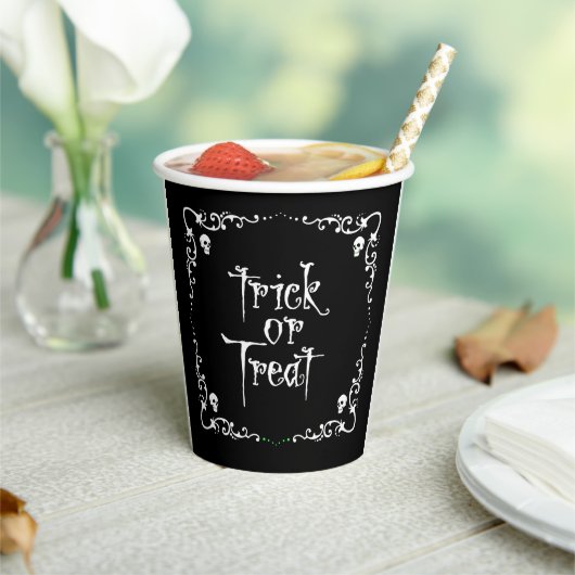 Gobelets En Papier Black and White Trick or Treat (Insitu)