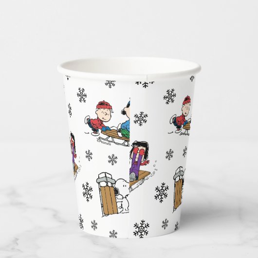 Gobelets En Papier cacahuètes | Hiver Sledding Fun Motif (Droite)