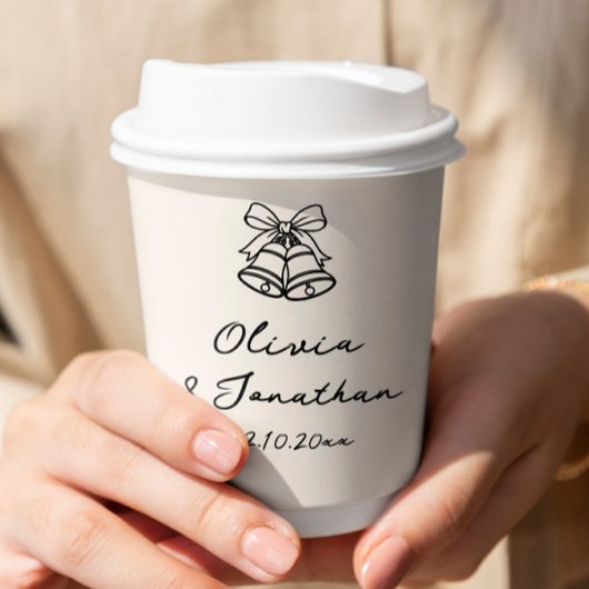 Gobelets En Papier Café Mariage noir et crème Whimsical à la main tir