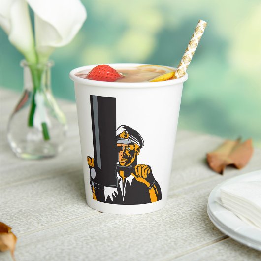 Gobelets En Papier Capitaine de sous-marin nautique utilisant un peri