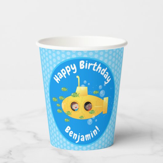 Gobelets En Papier Caricature de poisson sous-marin jaune mignon (Verso)